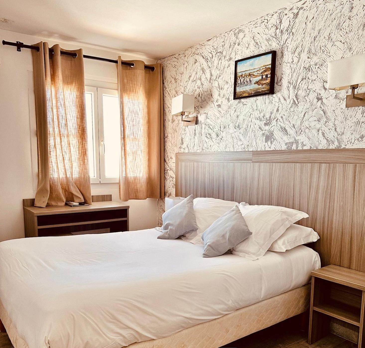 Hotel Les Palmiers En Camargue سانت ماري دو لا مير المظهر الخارجي الصورة