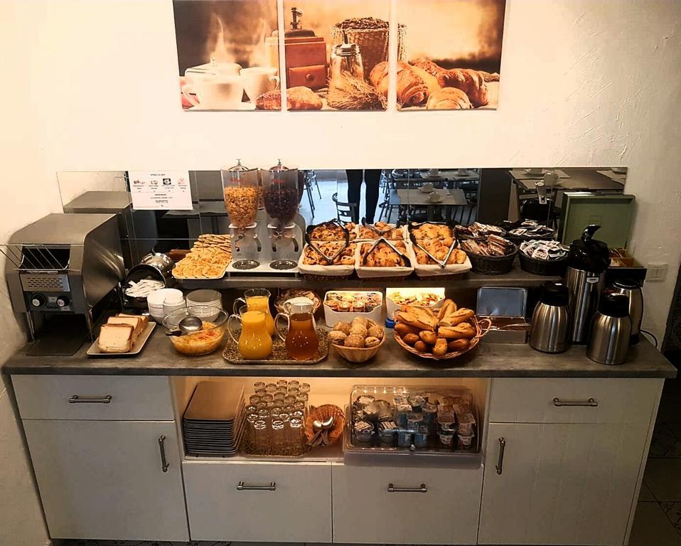 Hotel Les Palmiers En Camargue سانت ماري دو لا مير المظهر الخارجي الصورة